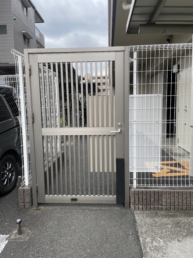 アルミ扉建付け調整