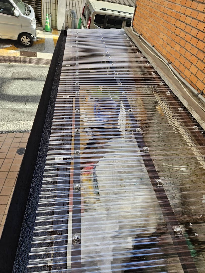 屋根（プラ波板）交換施工
